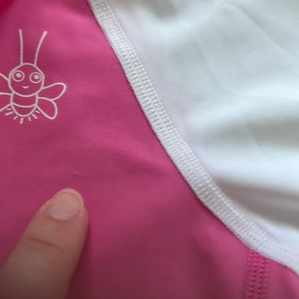 NWOT I play UPF 50 + long sleeve girls, swimwear top